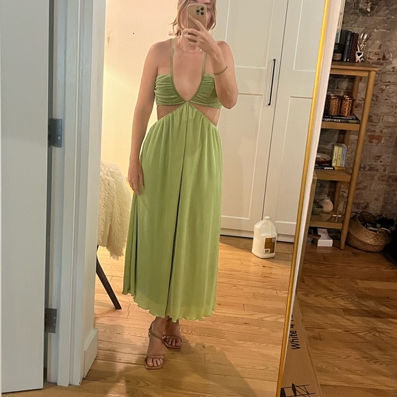 Vici Dresses & Skirts - VICI GREEN Hollywood Dreams Pleated Tie Back Midi Dress